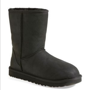 UGG Classic Short Black Wool Lined Leather Boots
